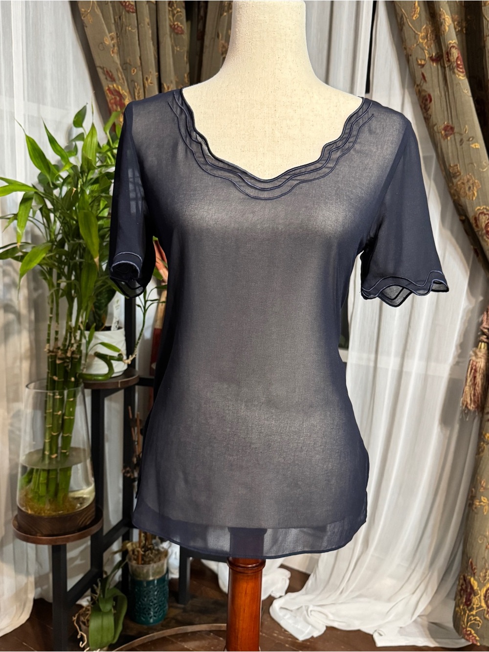 Reiss Navy Sheer Scalloped-Trim Short Sleeve Top